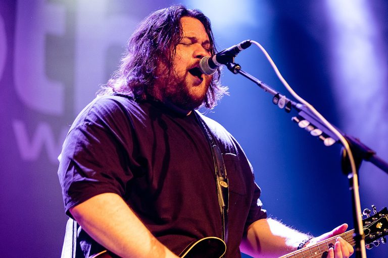 Mammoth WVH Announces Fall 2023 North American Headlining Tour with support from Nita Strauss