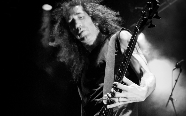 DAN LILKER To Rejoin ANTHRAX For Upcoming Shows