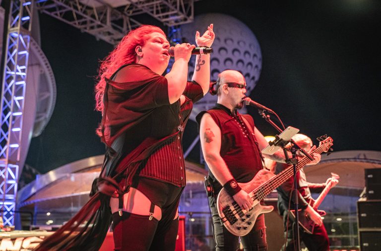 Photo Gallery: THE KOVENANT live on 70000 tons of metal festival 2025