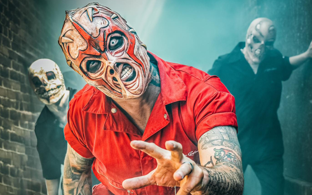 A KILLER'S CONFESSION Drummer Quits Mid-Tour, Ex-MUSHROOMHEAD Drummer Steps In