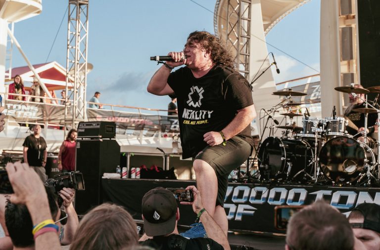 Photo Gallery: TANKARD live on 70000 tons of metal
