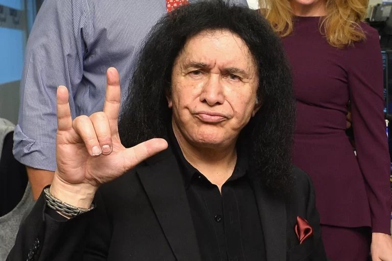 Gene Simmons Reviews CANNIBAL CORPSE “Tomb of the Mutilated,” Sees Business Opportunities in “Entrails Ripped From a Virgin’s Purse”