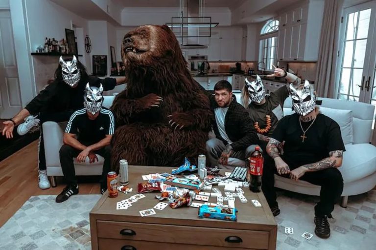 Reviews from hell: “I Roared, I Moshed, I Ate A Tree” — An Actual Grizzly Bear Reviews SLAUGHTER TO PREVAIL’S New Single