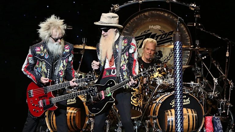 ZZ Top Extend 2025 North American Tour into Late Fall