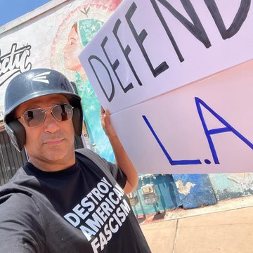 Tom Morello Accidentally Writes Three Full Albums While Protesting ICE, Forgets to Go Home