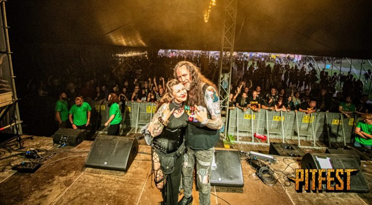 Dave Ingram (BENEDICTION) and Dani Filth (CRADLE OF FILTH) Propose Onstage in the Most Metal Way Possible