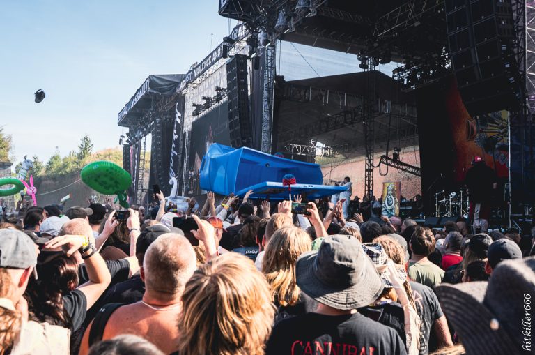 Live Gallery: GUTALAX crowd at Brutal Assault festival 2025