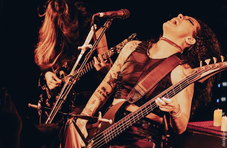 A blast from the past: CRYPTA live photo gallery