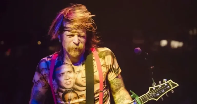 EAGLES OF DEATH METAL Announce ‘Death by Sexy’ 20th Anniversary Tour