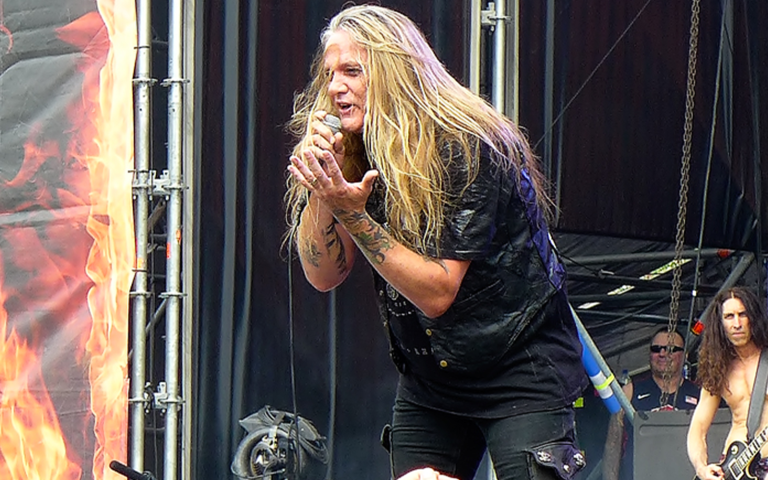 TWISTED SISTER Recruit SEBASTIAN BACH For Select 2026 Dates — Because Apparently We’re Not Gonna Take It (Just Yet)