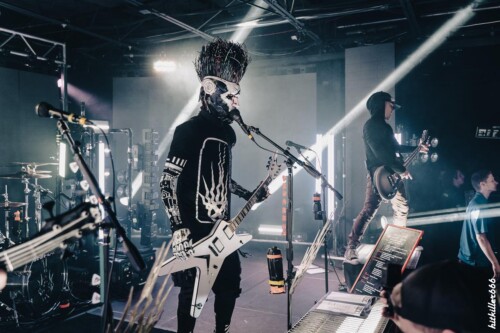 Static-X live