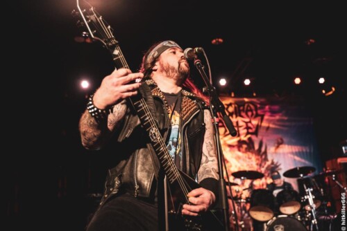 MUNICIPAL WASTE live