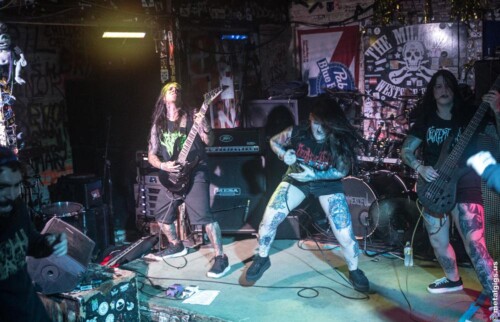 STABBING band