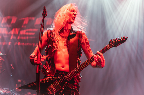 Hammerfall live 2025