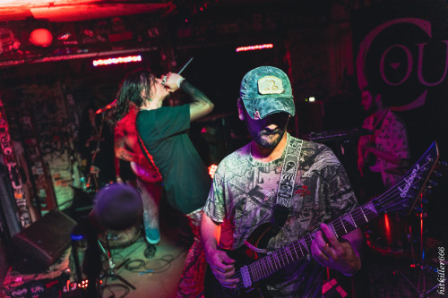 2 STROKE SMOKE band live