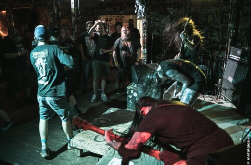 STABBING band