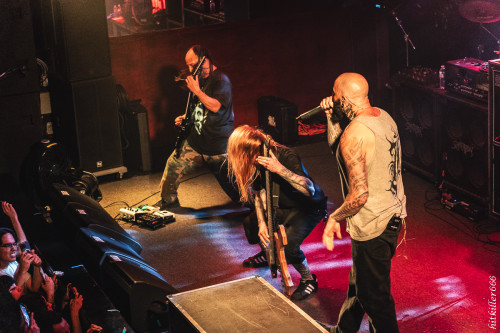 Suffocation band live