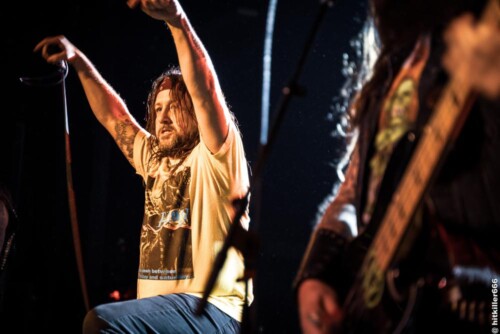 MUNICIPAL WASTE live