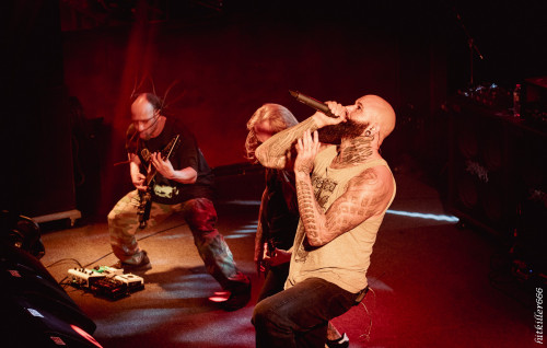 Suffocation band live