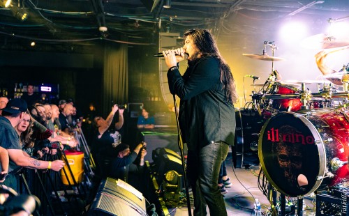 Ill Nino band live