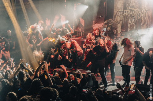 Suffocation band live