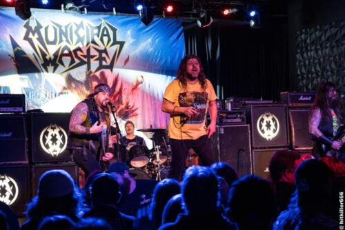 MUNICIPAL WASTE live