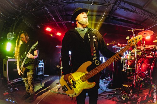 Ill Nino band live