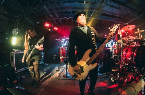Ill Nino band live