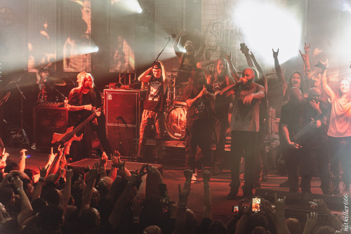 Suffocation band live