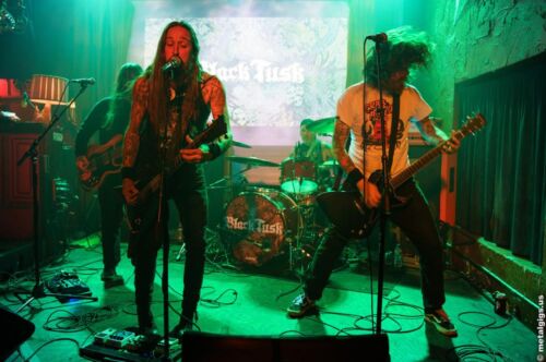 BLACK TUSK