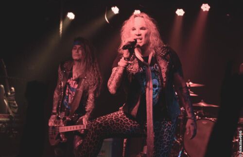 STEEL PANTHER