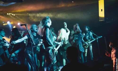 STEEL PANTHER